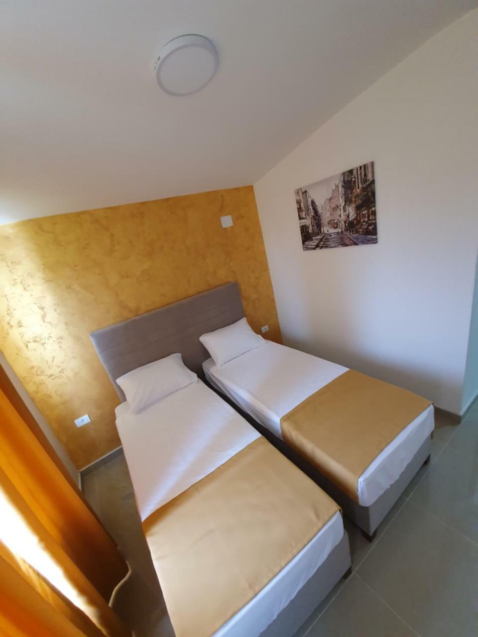 Apartments Melbourne Ulcinj Exterior photo