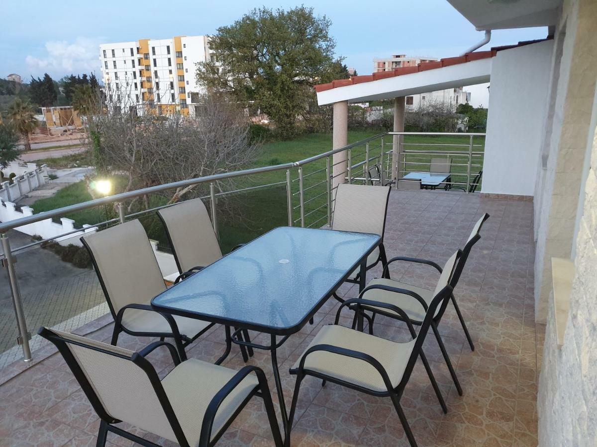 Apartments Melbourne Ulcinj Exterior photo